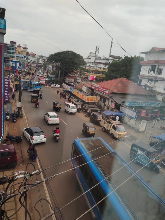 Malabar Residency Hotel Perintalmanna Buitenkant foto